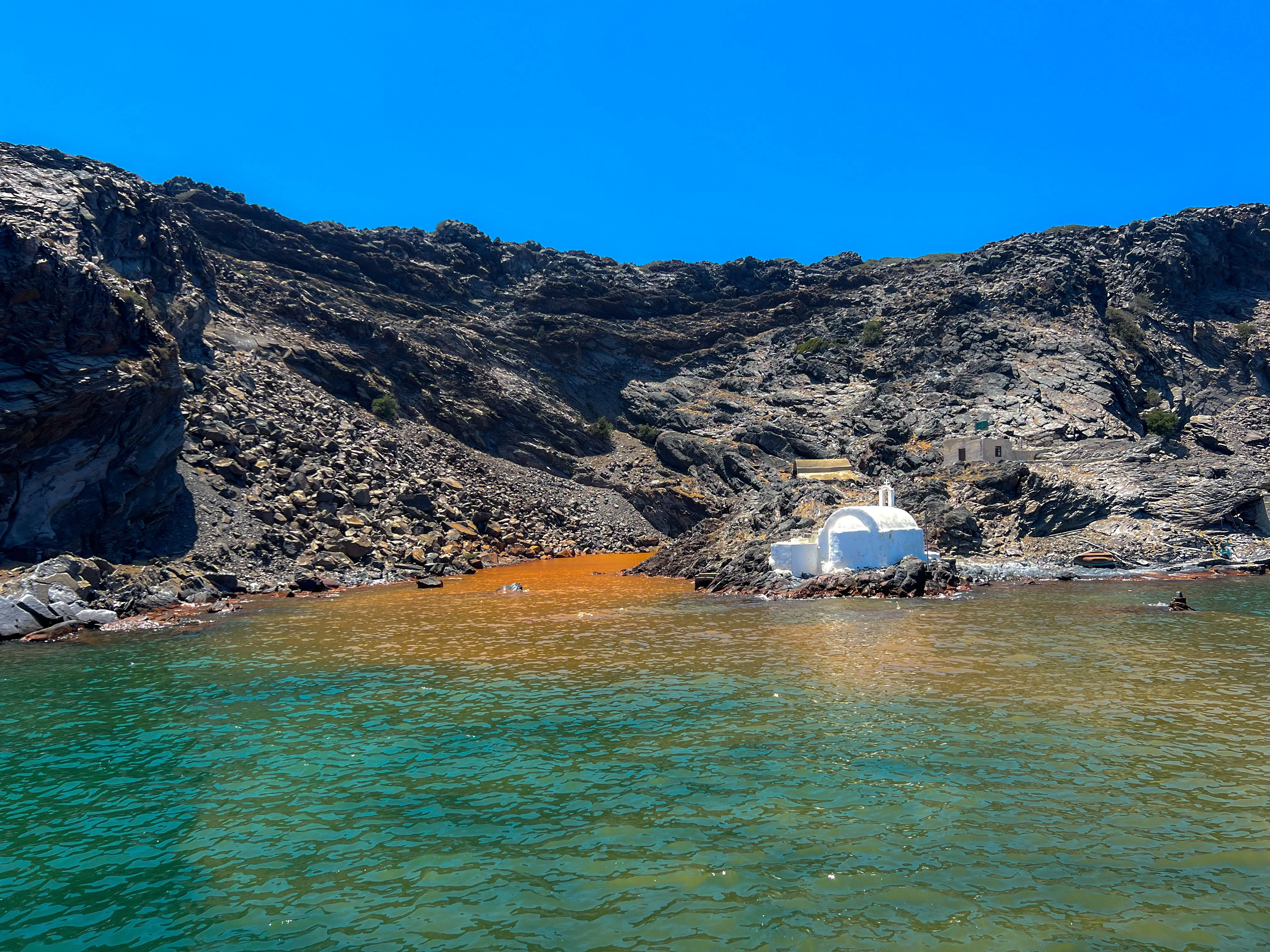 Sulphur rich hot springsr